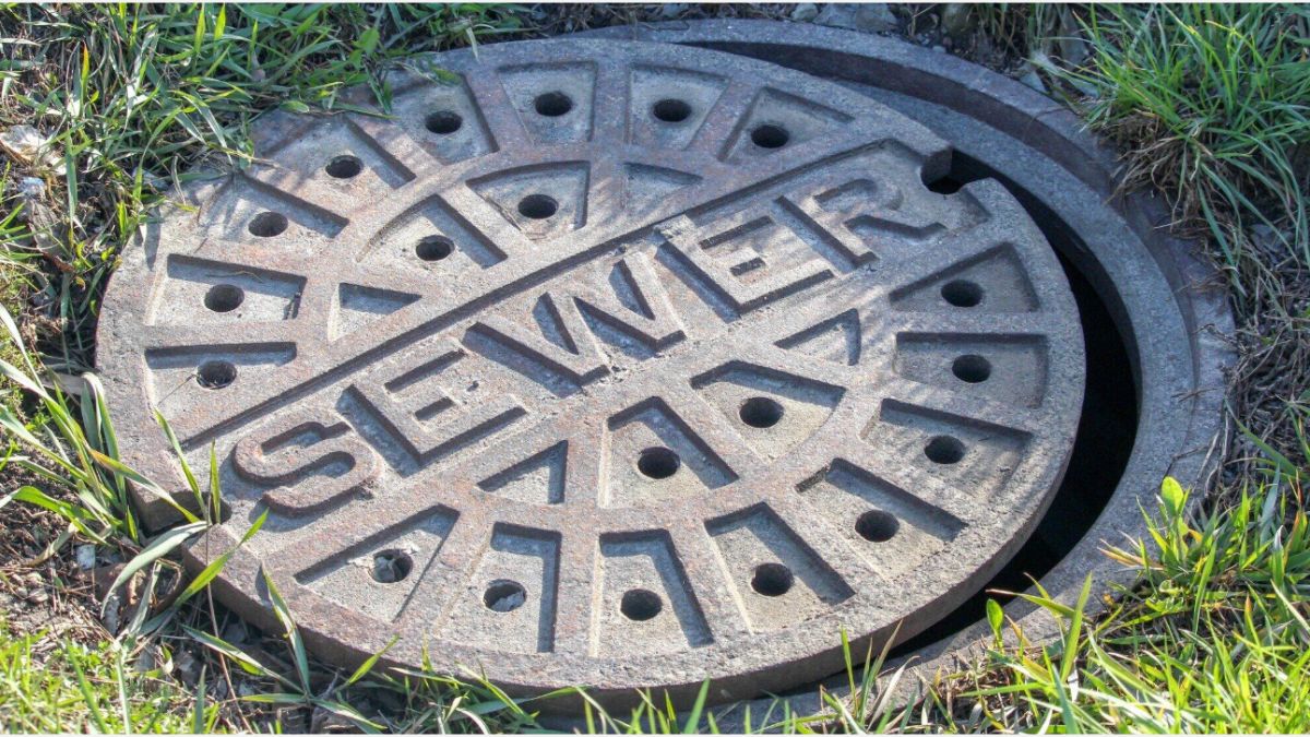 Home's Sewer System