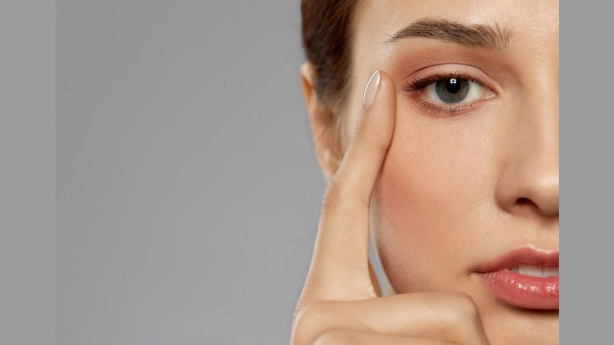 Eye Lift Treatment