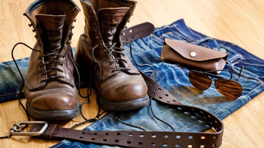 Footwear for Urban Explorer
