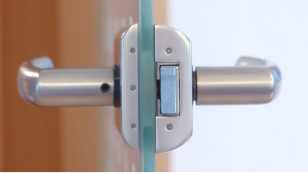 commercial locksmith