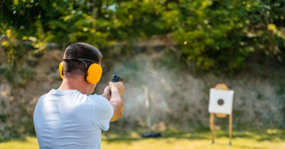 Firearms & Ammunition Store