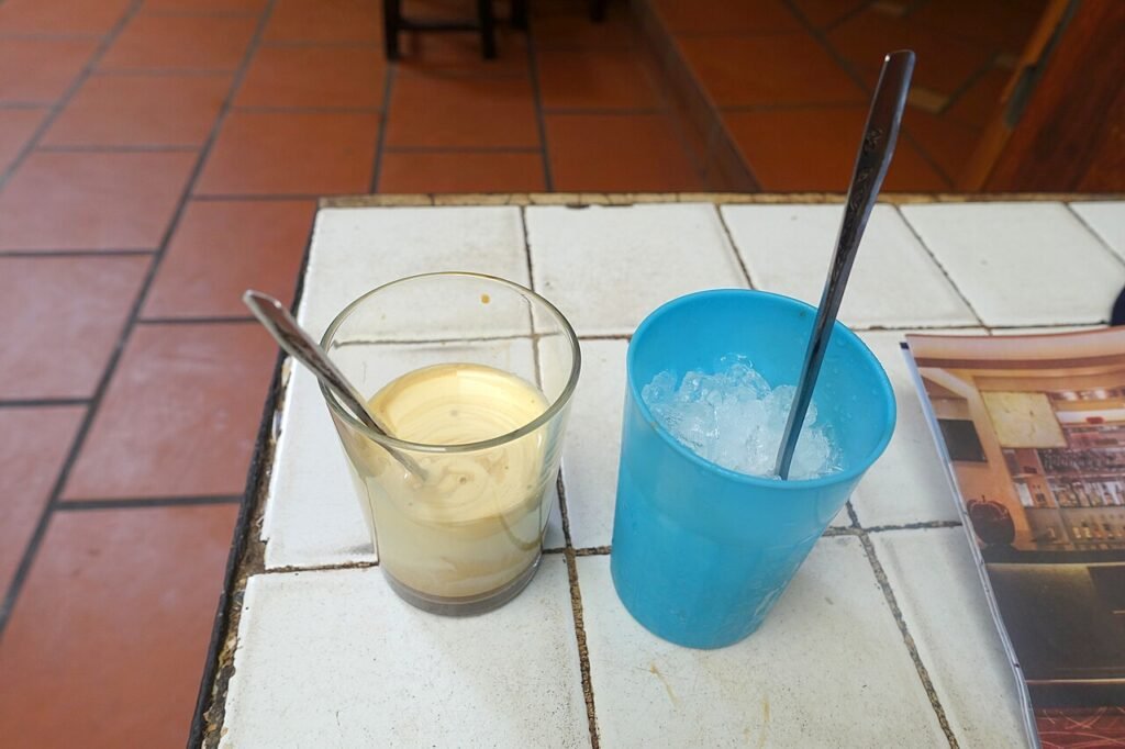 Café Giảng storefront on Nguyen Huu Huan street in Hanoi